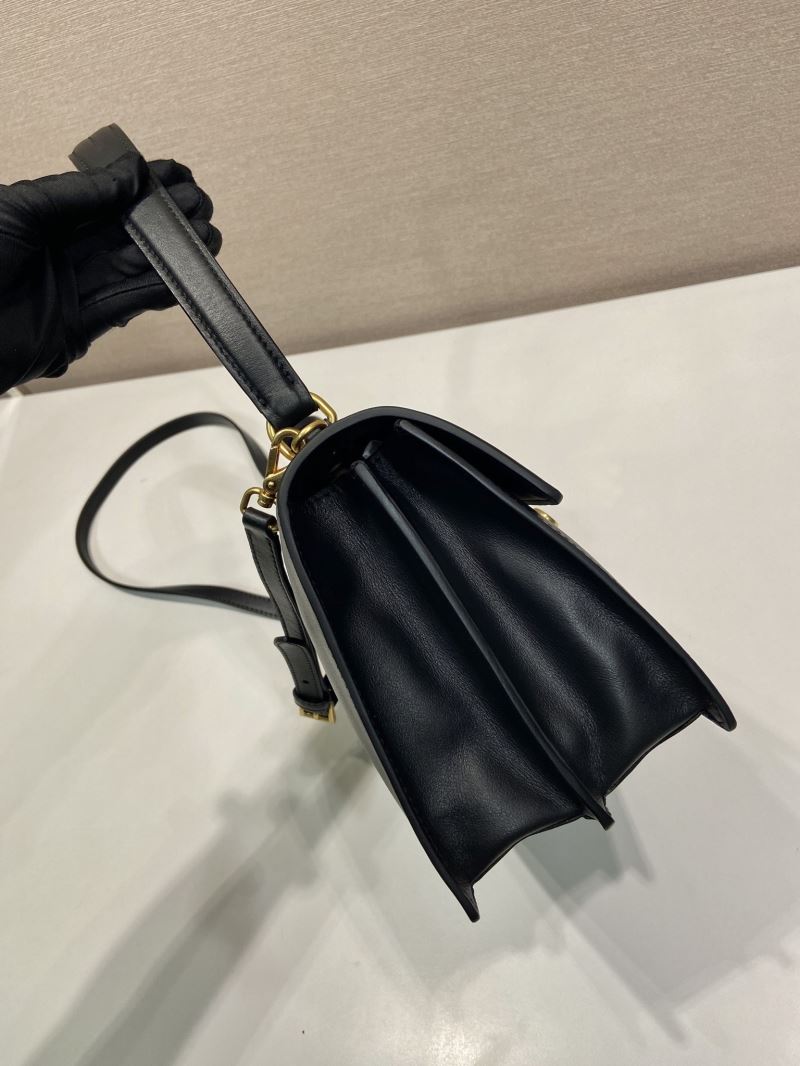 Pra*a top handle bags